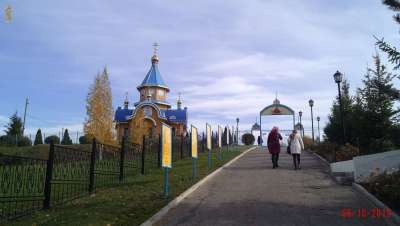 Спуск на источник, Святой источник «Избавительница от бед», Село Ташла, Паломнический центр «Святая Русь»