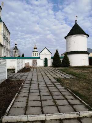 Иоанно-Богословский Макаровский мужской монастырь,  Республика Мордовия, Паломнический центр «Святая Русь»