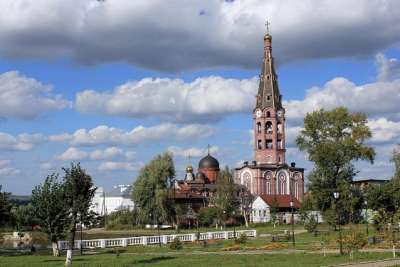 Свято-Троицкий муж. монастырь (Алатырь, Чувашская Республика)