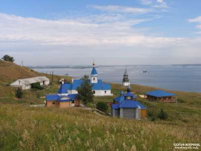 Родник, святой источник иконы Феодоровской Божией Матери село Кашпир